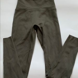 green aerie leggings